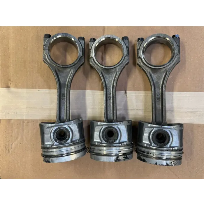 Mitsubishi D04EG Connecting Rod Used