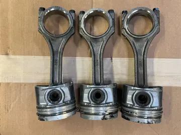 Mitsubishi D04EG Connecting Rod Used