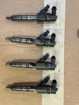 Mitsubishi D04EG Fuel Injector Used